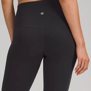 NEVER WORN LULULEMON ALIGN LEGGINGS SIZE 6